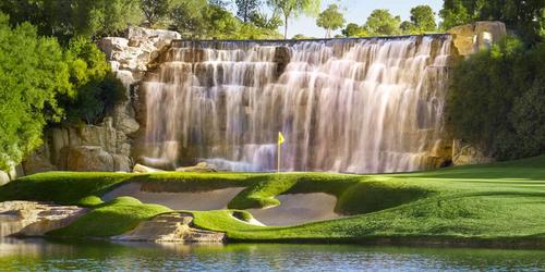 Wynn Golf Club Reopens in Las Vegas